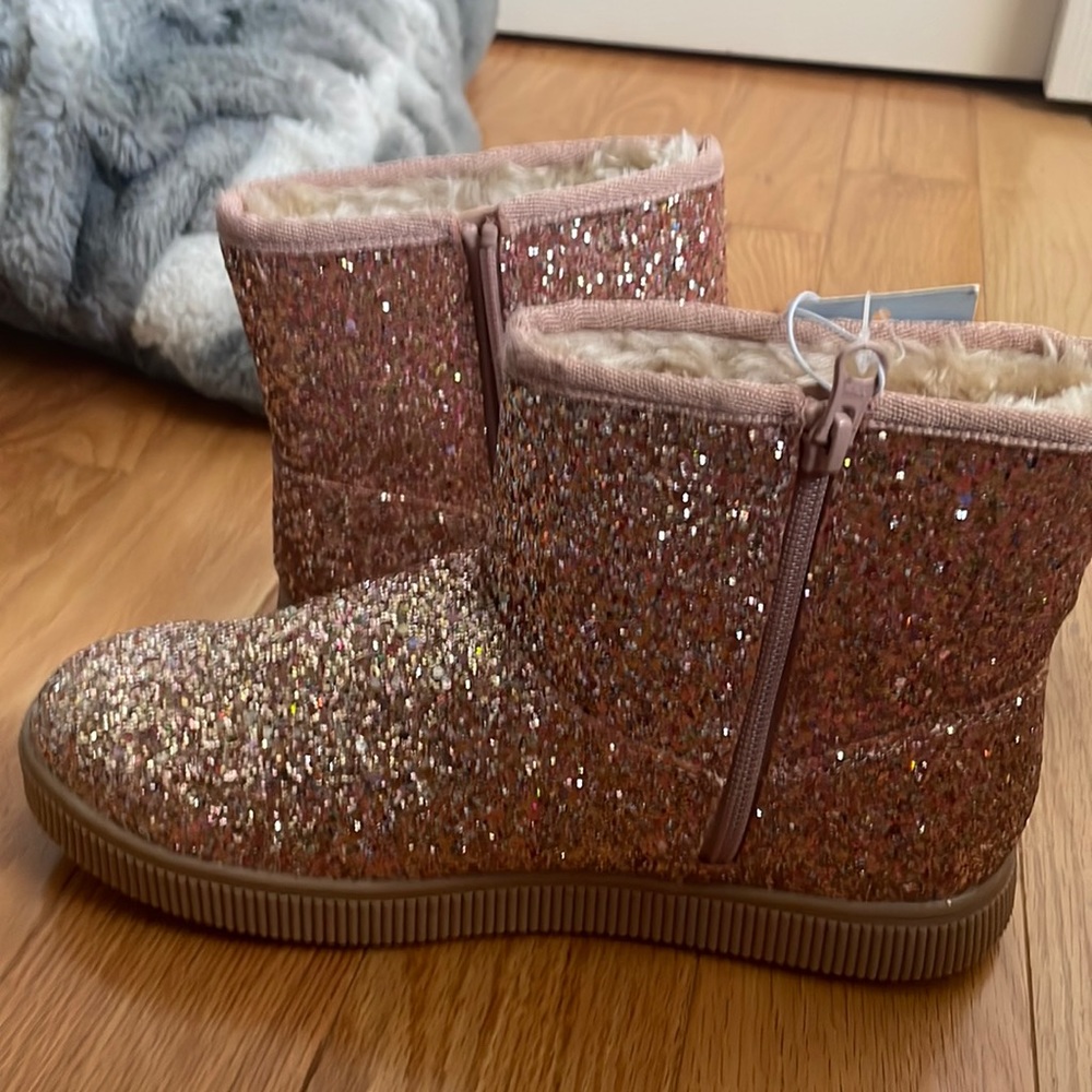 Brand New Glitter Fur Lined Booties for Girls!!